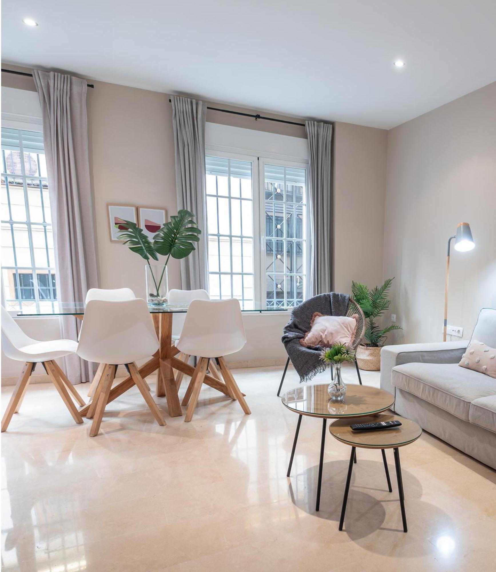 Apartamento Centrico Rincon De Ensueno Parking Gratis เฮน ภายนอก รูปภาพ